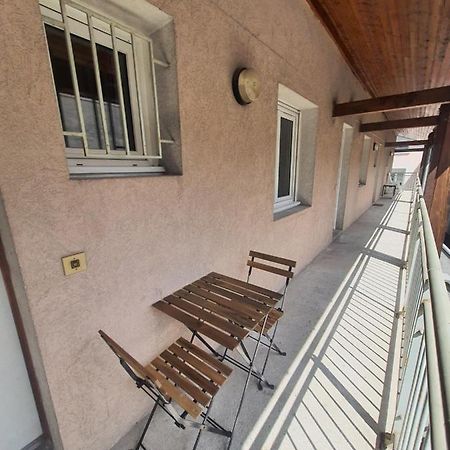 Studio Au Calme Espace Exterieur Parking Gratuit Dans La Rue Grenoble Kültér fotó